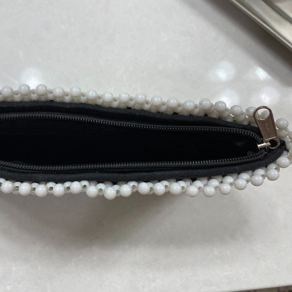 Vintage BAGTONE Black & White Beaded Clutch Bag 🖤 Mod 60s/70s Y2K Vibes - Picture 9 of 15